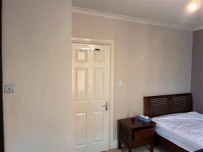 Picture 3